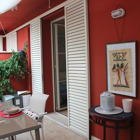 Casa Lucia Private Car Or Motorcycle Park Apartment ลุคคา ภายนอก รูปภาพ