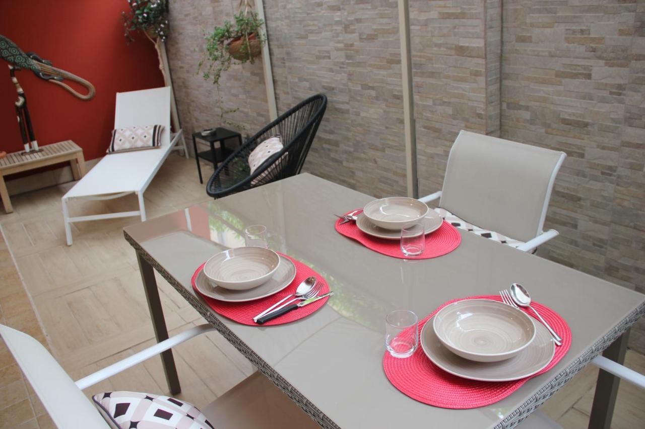 Casa Lucia Private Car Or Motorcycle Park Apartment ลุคคา ภายนอก รูปภาพ